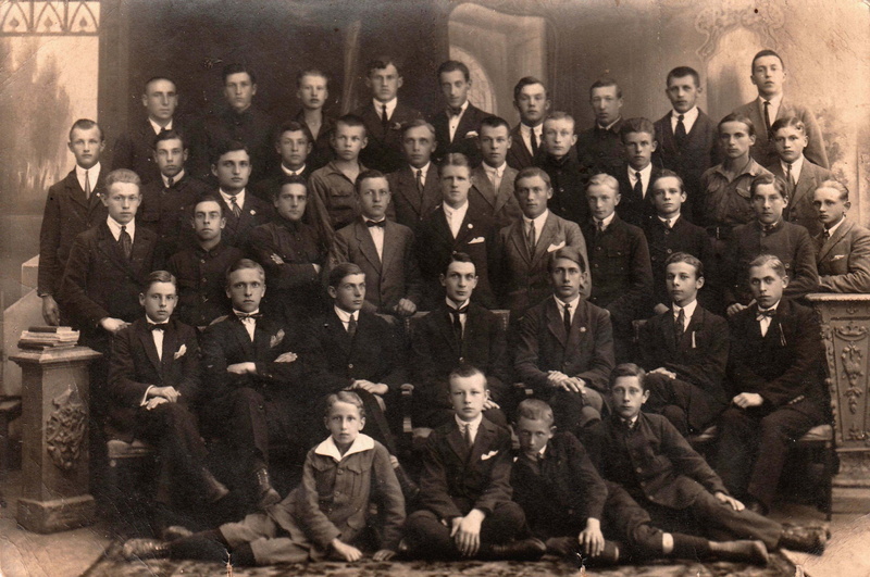 P3189.01.02.jpg